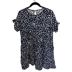 Blue & White Short Sleeve Tiered Dress EUC No Label